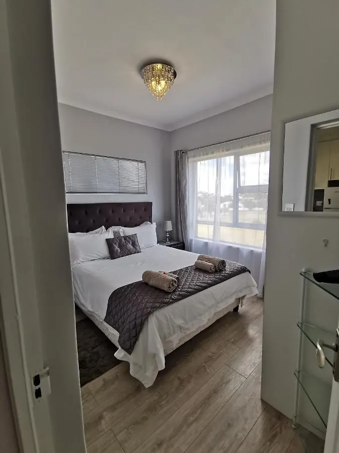 Zebra Place Cape Town Apartment